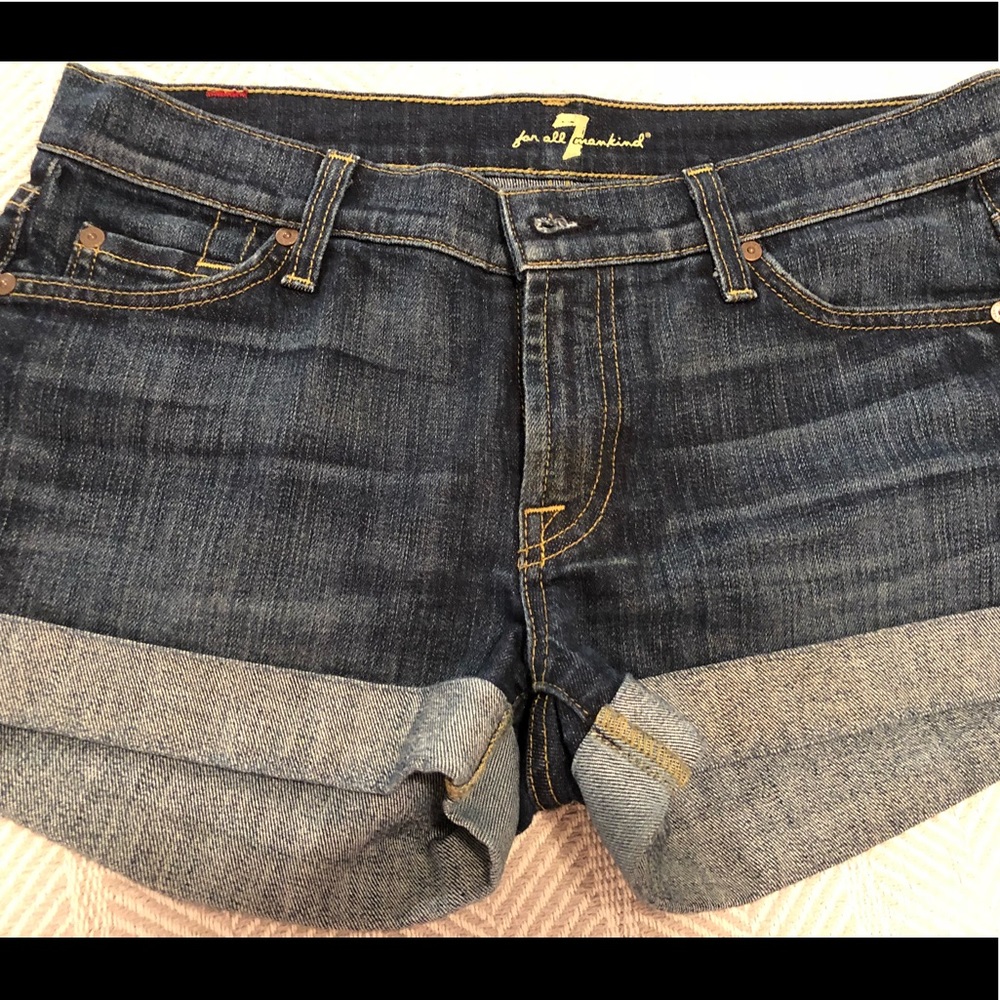 NWT 7 for all Mankind denim shorts with cuff